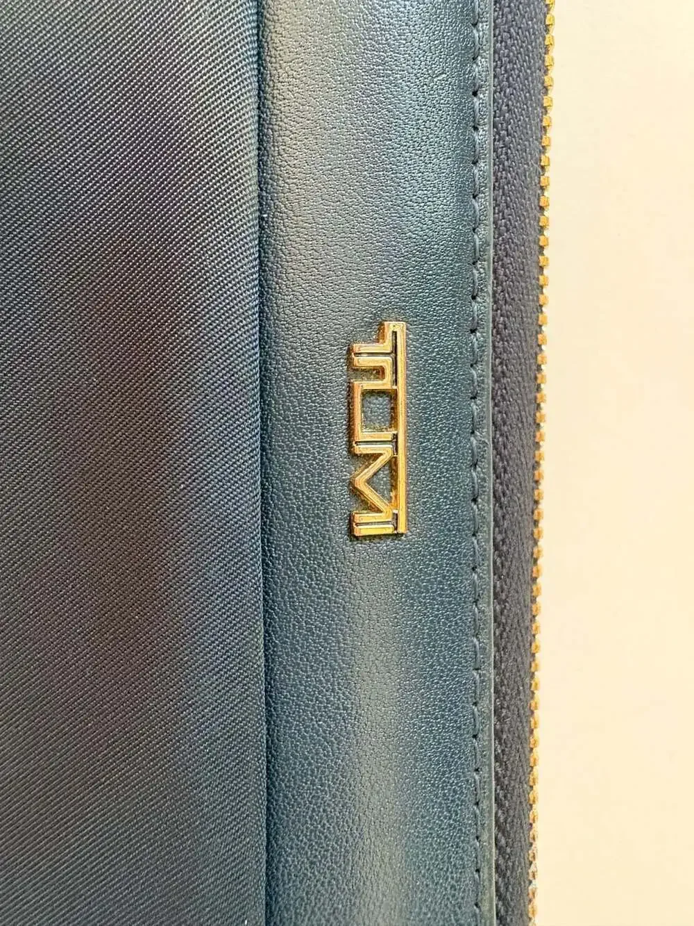 TUMI Voyageur Zip-Around Continental Wallet in Navy Blue